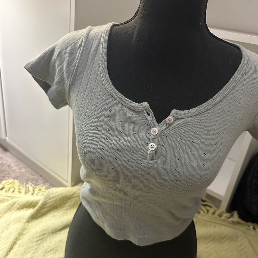 Brandy Melville Black and Gray Knit Top